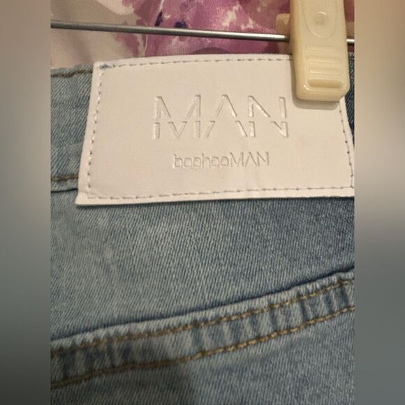 BoohooMAN Men's Distressed Light Blue Jeans Size 32R New with Tags - Picture 8 of 10